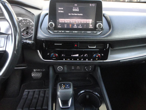 Used 2021 Nissan Rogue SV w/ Premium Package image 8