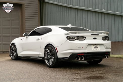 Used 2023 Chevrolet Camaro ZL1 image 29