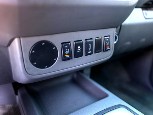 Used 2015 Nissan Frontier SV w/ SV Value Truck Package image 7