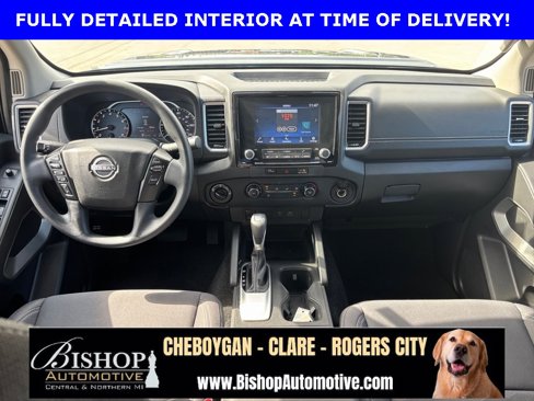 Used 2024 Nissan Frontier SV image 4