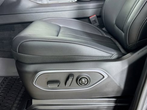 New 2025 Jeep Wagoneer Series II image 23