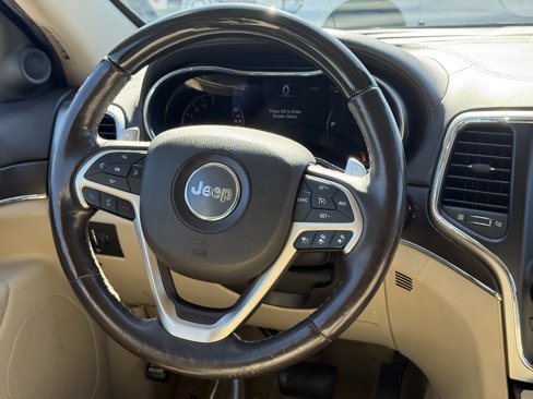 Used 2015 Jeep Grand Cherokee Overland w/ Advanced Technology Group image 17