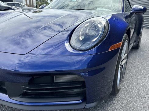 Certified 2025 Porsche 911 Carrera image 11