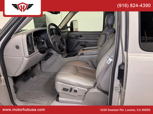 Used 2004 Chevrolet Silverado 2500 LT w/ Heavy-Duty Power Package image 38