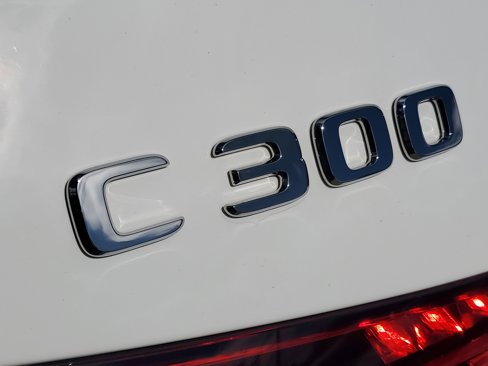 Used 2024 Mercedes-Benz C 300 Sedan image 8
