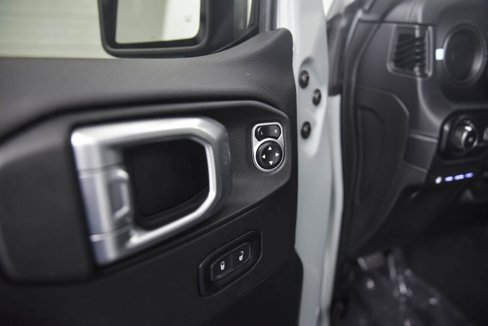 Used 2024 Jeep Wrangler Unlimited Rubicon 4xe image 10