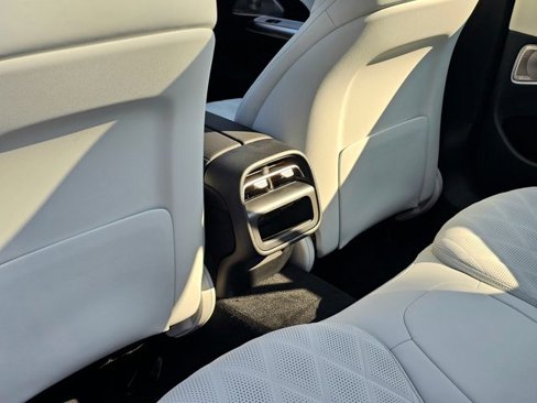 New 2026 Mercedes-Benz E 350 4MATIC Sedan image 23