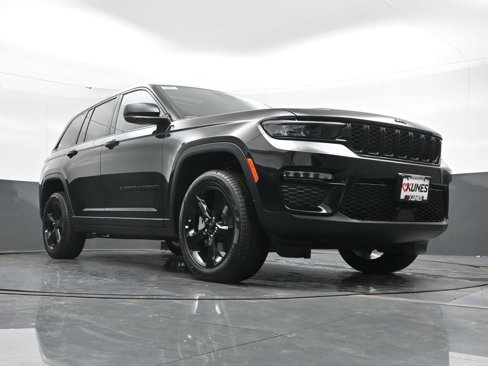 New 2025 Jeep Grand Cherokee Limited image 41
