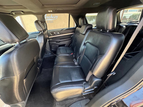 Used 2018 Ford Explorer XLT w/ Equipment Group 202A image 13