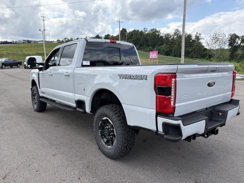 New 2026 Ford F350 Lariat image 3