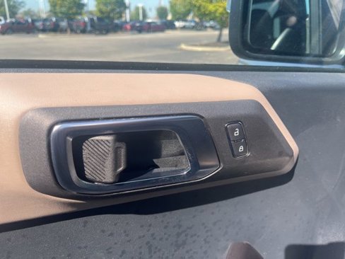 Certified 2024 Ford Bronco Wildtrak image 19