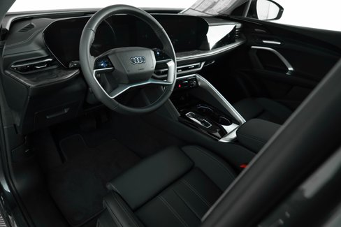 New 2025 Audi Q5 Premium Plus image 17
