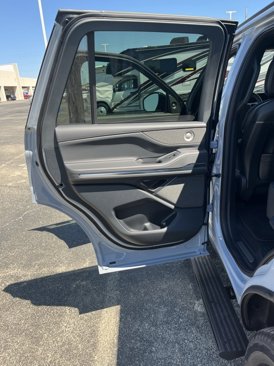 New 2025 Lincoln Navigator Reserve w/ Jet Appearance Package image 11