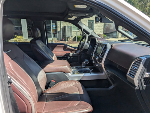 Used 2016 Ford F150 Platinum w/ Technology Package image 29