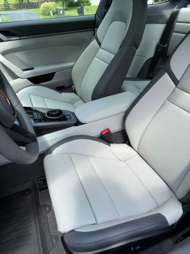 Used 2025 Porsche 911 Carrera image 5