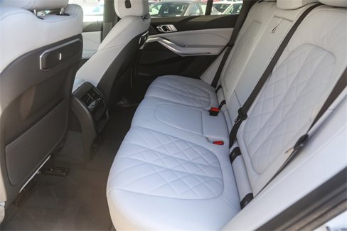 Used 2024 BMW X5 sDrive40i w/ Premium Package image 19