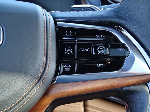 New 2025 Jeep Grand Cherokee Summit image 38