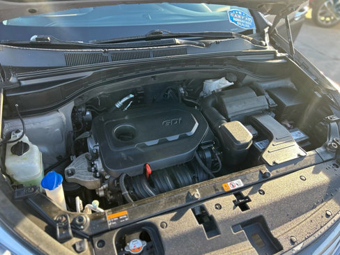 Used 2017 Hyundai Santa Fe Sport image 24