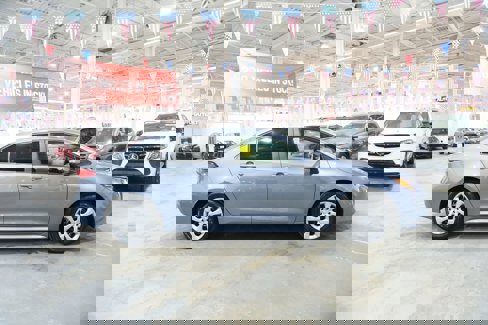 Used 2025 Toyota Corolla LE w/ Convenience Package image 13
