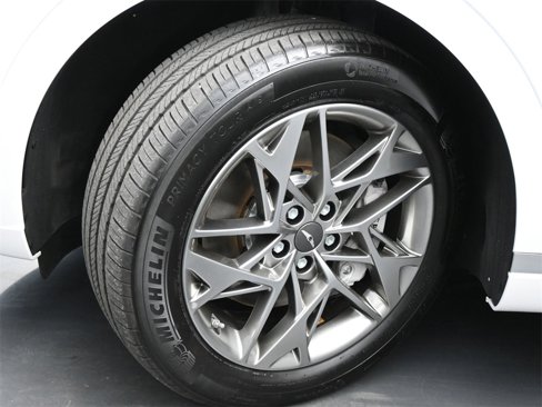 Used 2024 Genesis GV70 2.5T w/ Select Package image 23