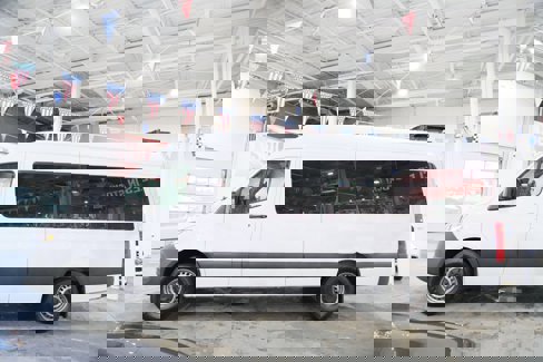 Used 2025 Mercedes-Benz Sprinter 2500 image 6