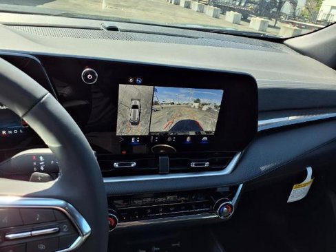 New 2026 Chevrolet Equinox LT w/ Convenience Package II image 13