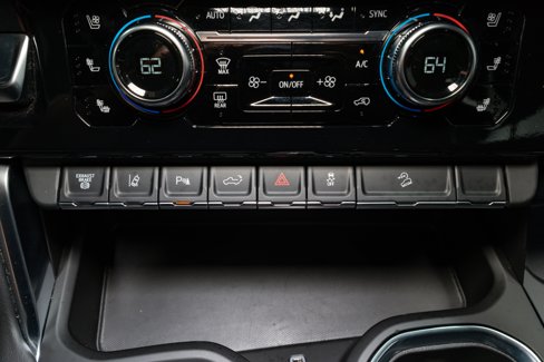 Used 2024 GMC Sierra 2500 Denali image 25