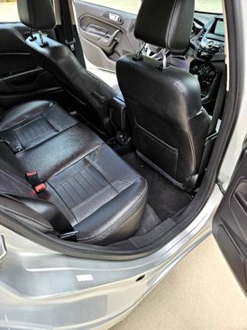 Used 2016 Ford Fiesta Titanium image 12