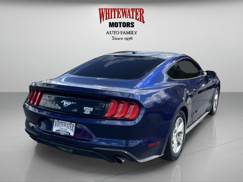 Used 2020 Ford Mustang Coupe image 4