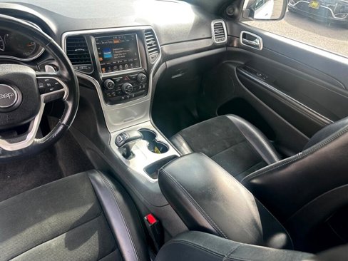Used 2015 Jeep Grand Cherokee Altitude image 33