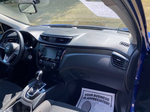 Used 2019 Nissan Rogue Sport S image 5