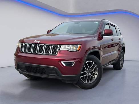 Used 2019 Jeep Grand Cherokee Laredo w/ Laredo X Package image 2