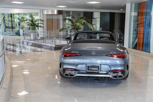 Used 2023 Mercedes-Benz GLC 300 4MATIC Coupe image 41