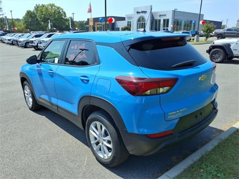 Used 2024 Chevrolet TrailBlazer LS w/ LS Convenience Package image 10