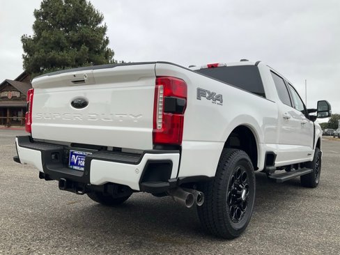 Used 2025 Ford F350 Lariat w/ Black Appearance Package image 94