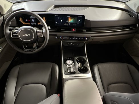 New 2026 Kia Carnival EX image 21