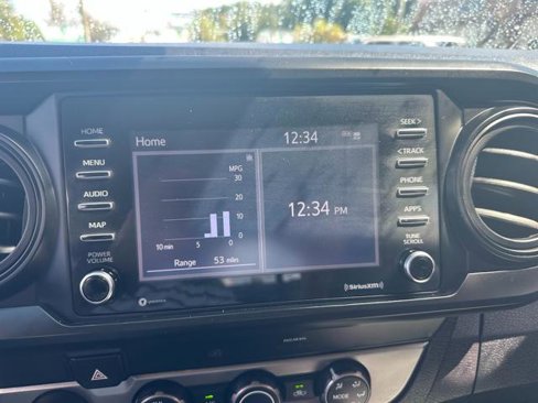 Used 2020 Toyota Tacoma SR5 image 11