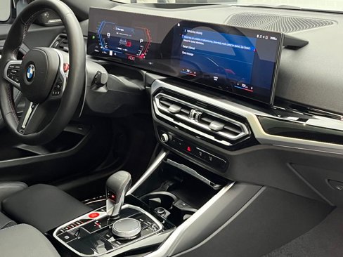 Used 2024 BMW M2 w/ Lighting Package image 37