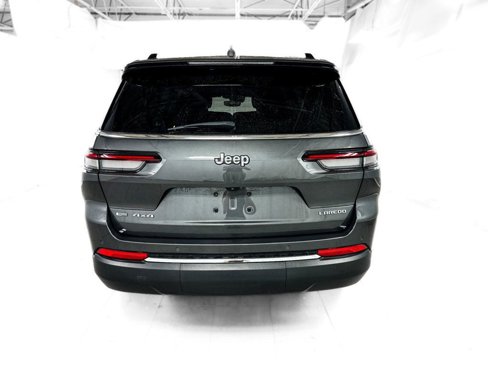 Used 2022 Jeep Grand Cherokee L Laredo w/ Luxury Tech Group I image 5