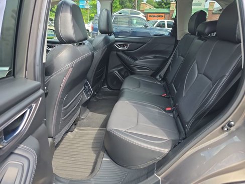 Used 2020 Subaru Forester Limited image 30