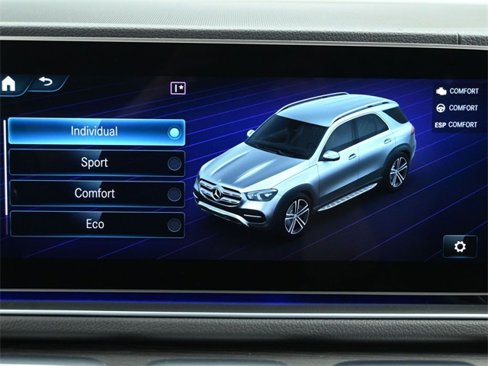 Used 2023 Mercedes-Benz GLE 450 4MATIC w/ AMG Line Exterior image 40