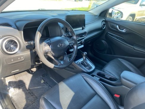 Used 2022 Hyundai Kona Limited image 8
