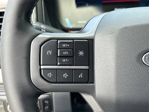 New 2025 Ford F450 Lariat image 33