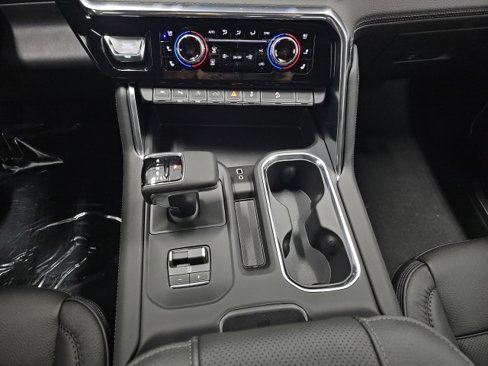 New 2026 GMC Sierra 1500 Denali w/ Denali Reserve Package image 27