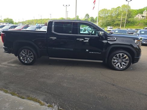 New 2025 GMC Sierra 1500 Denali w/ Denali Reserve Package image 3