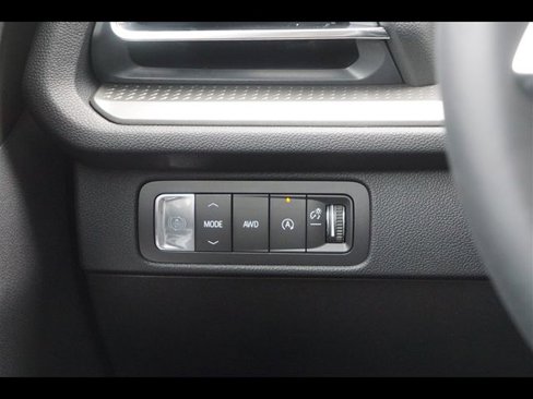 New 2026 Chevrolet Traverse LT w/ Midnight/Sport Edition image 17