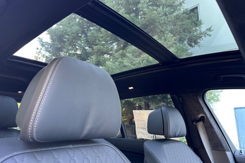 New 2026 BMW X7 M60i image 15