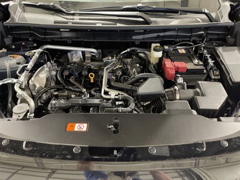 New 2025 Mitsubishi Outlander SE image 9