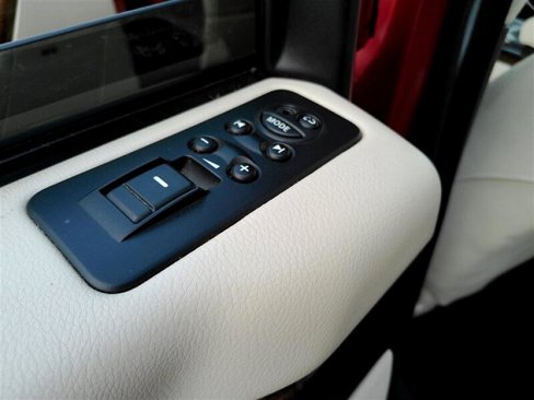 Used 2008 Land Rover Range Rover Sport Supercharged image 21
