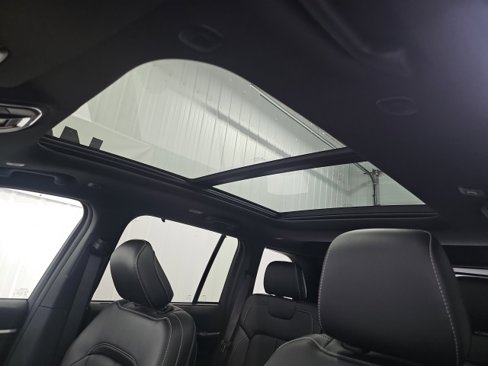 New 2025 Jeep Grand Cherokee Limited w/ Luxury Tech Group II image 32